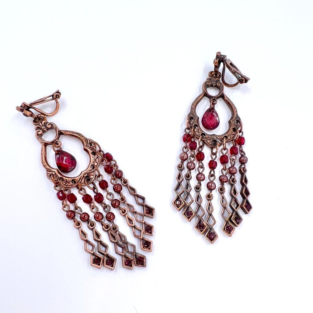 🎊HP🎊 NWOT - Dark Red Beaded Chandelier Style Copper Tone Clip-On 2.5” Earrings - Picture 5 of 6